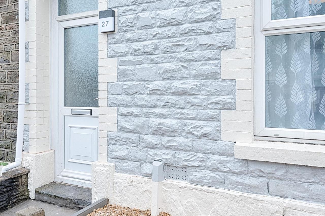 Large Green Garden, 4 Bedrooms, Sleeps 8 Swansea Exterior photo